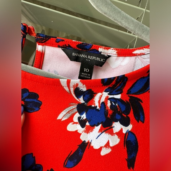 🔥Banana Republic Women’s Dress Red Floral Medium Size 10 - Picture 4 of 8